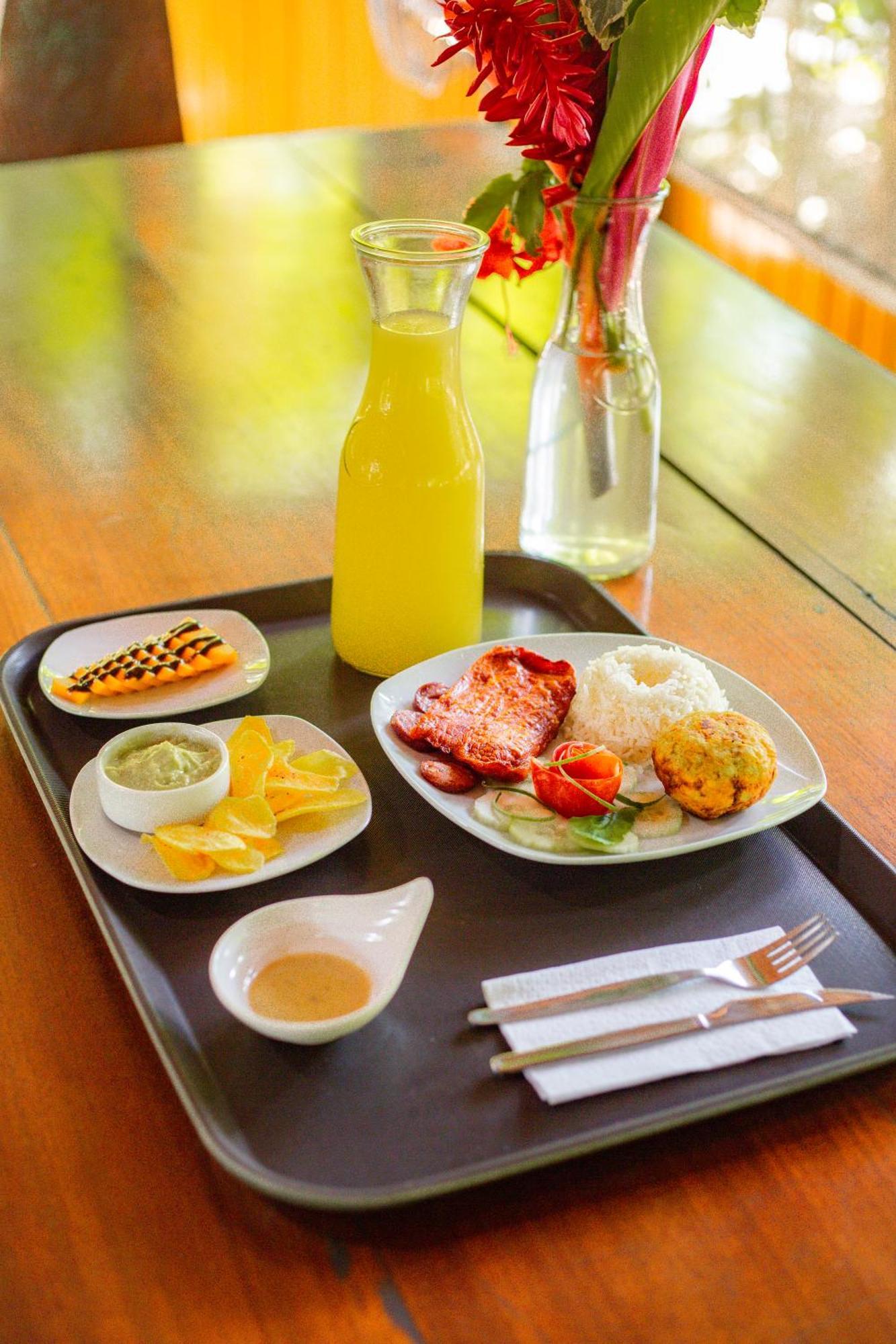Tronco Tambopata Adventure Otel Puerto Maldonado Dış mekan fotoğraf